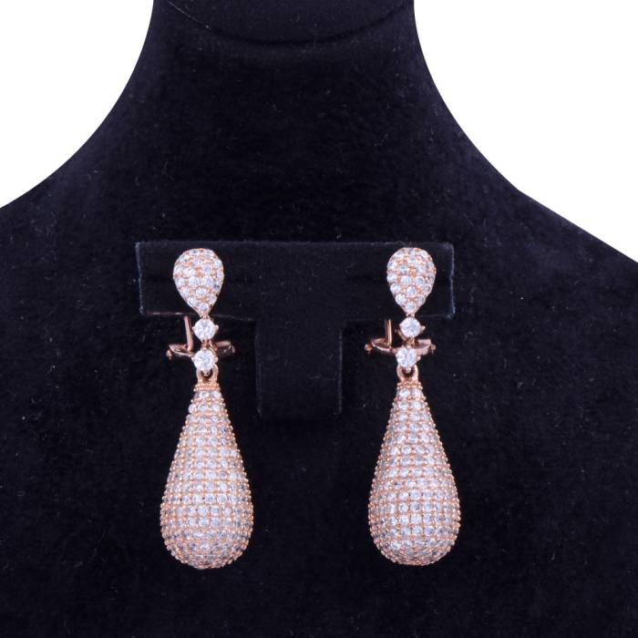 Rose Gold Taşlı Sallantılı Küpe